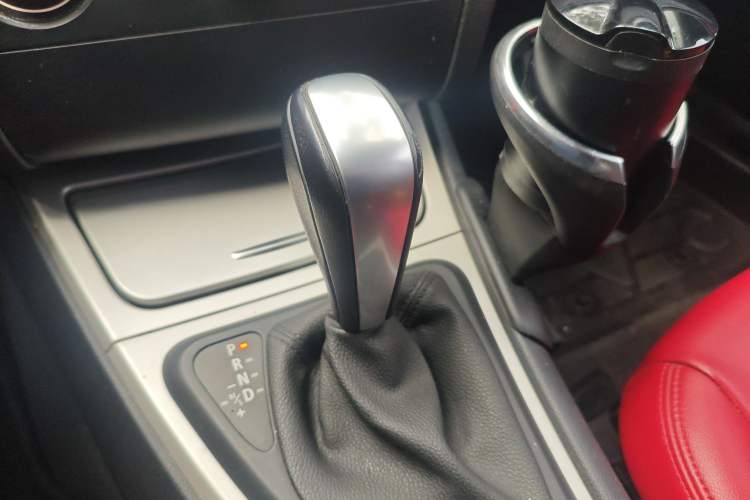 Used BMW 1 Series 2008 120i automatic transmission
