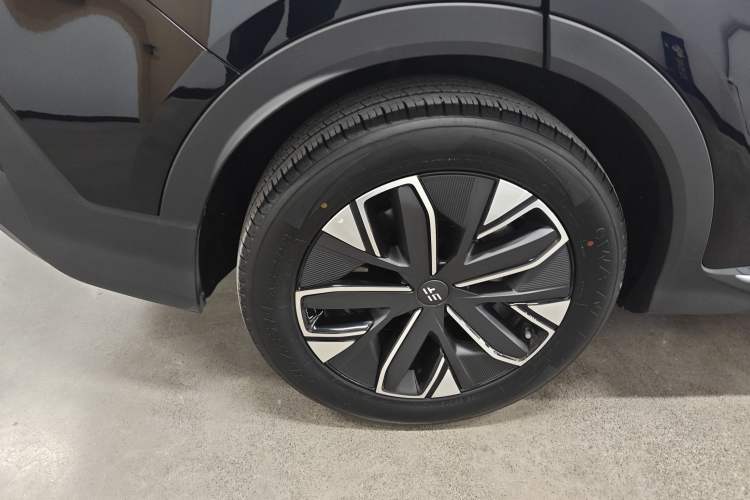 Used JETOUR Shanhai L7 2024 1.5T 120 km MAX+ 5-seater Right Rear Wheel Hub