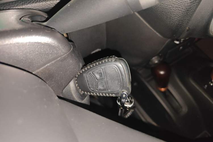 Used Jeep Wrangler 2014 2.8TD Sahara Four-Door Edition Vehicle Key