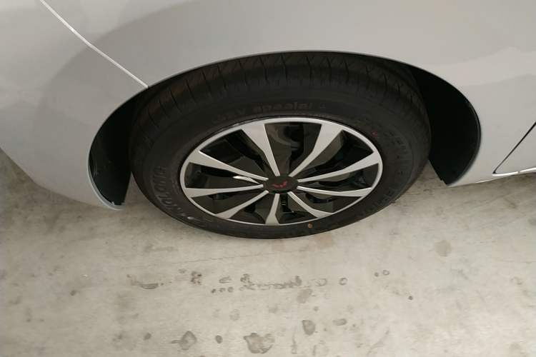 Used Wuling Zhiguang New Energy 2025 Standard Model