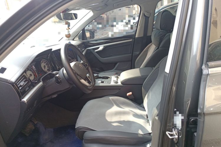 Used Volkswagen Touareg 2022 2.0 TSI Flagship Special Edition Left Front Seat