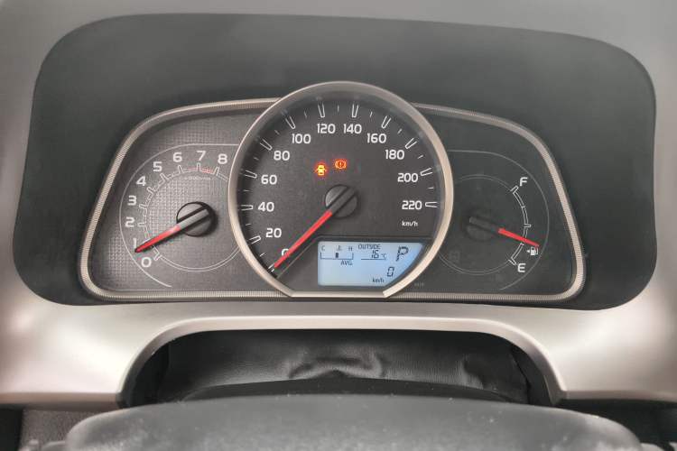 Used Toyota RAV4 2019 2.0L CVT Two-Wheel Drive Luxury Version China VI Standard