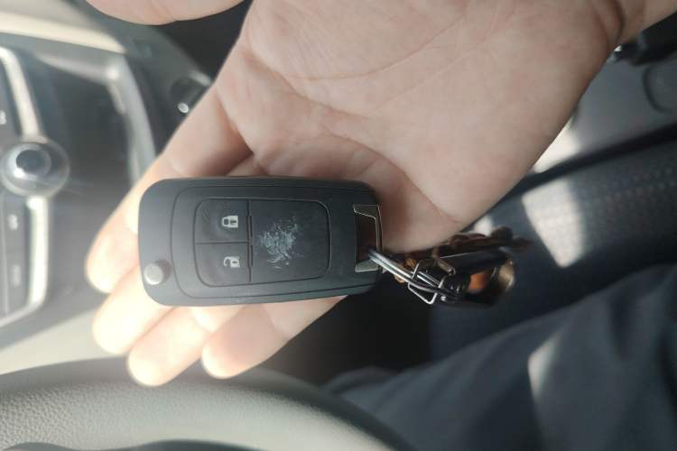 Used Chevrolet Sail 2015 Sail 3 1.3L AMT Ideal Edition Vehicle Key