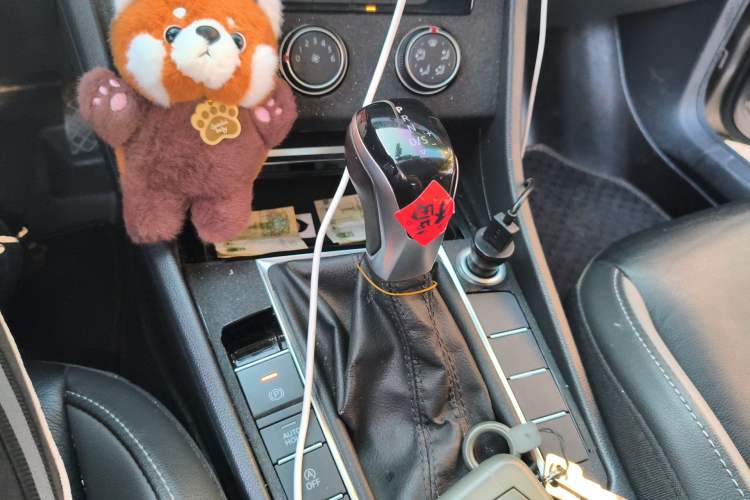 Used Volkswagen Sagitar 2019 200TSI DSG Comfort Version China VI Standard
