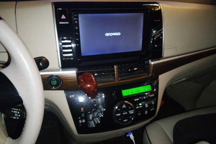 Used Toyota Previa 2012 2.4L 7-Seater Luxury Edition