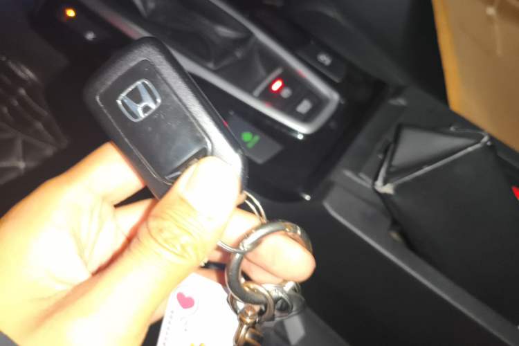 Used Honda Crider 2019 180 Turbo CVT Luxury Edition China VI Emission Standard Vehicle Key