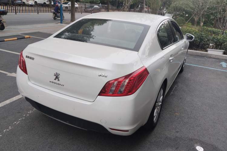Used Peugeot 508 2012 2.0L Automatic Smart Enjoyment Version
