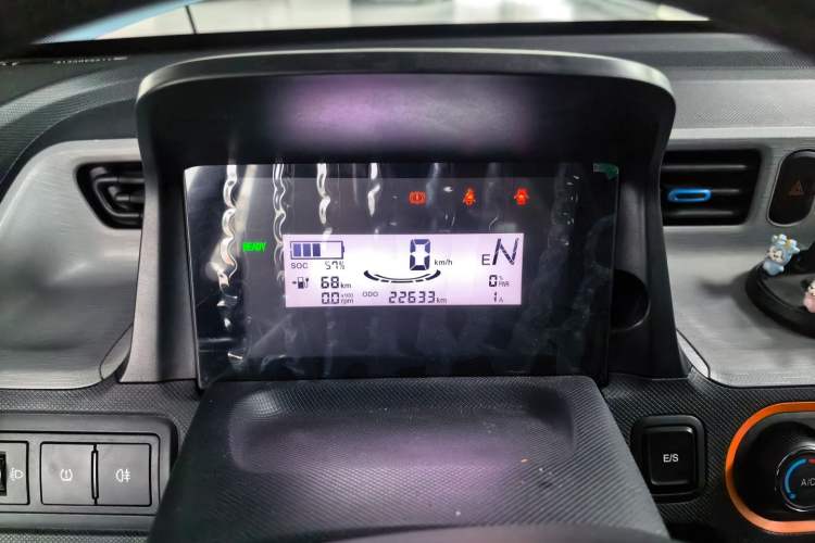 Used Wuling Hongguang MINIEV 2022 Easy Version Lithium Iron Phosphate
