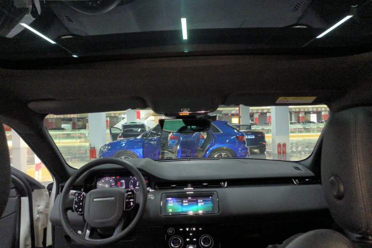 Used Land Rover Range Rover Evoque 2020 249 PS R-DYNAMIC SE Sport Technology Edition