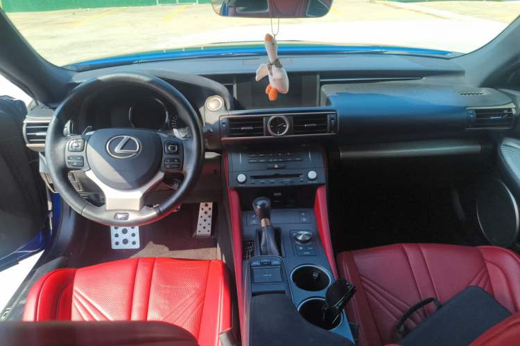 Used Lexus RC F 2015 F 5.0L Ultimate Edition Center Console