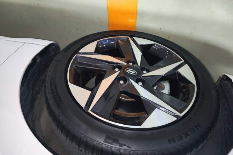 Used Hyundai Elantra 2021 1.5L CVT GLX Elite Edition
