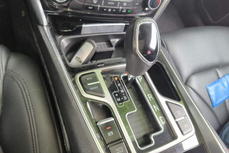 Used Geely Auto Emgrand GT 2016 1.8T Comfort Model Gear Lever