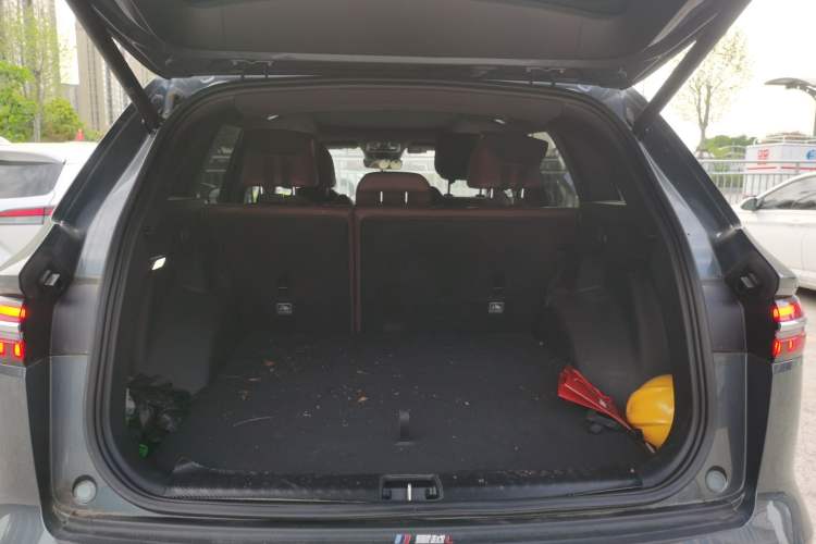 Used Geely Auto Monjaro L 2024 2.0TD High-Power Automatic Two-Wheel Drive Yunqi Version
