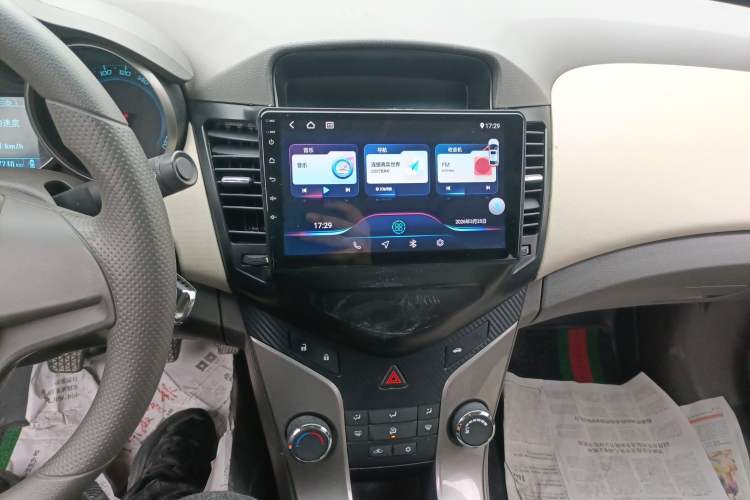 Used Chevrolet Cruze 2015 1.5L Classic SL MT Audio And AC Panel