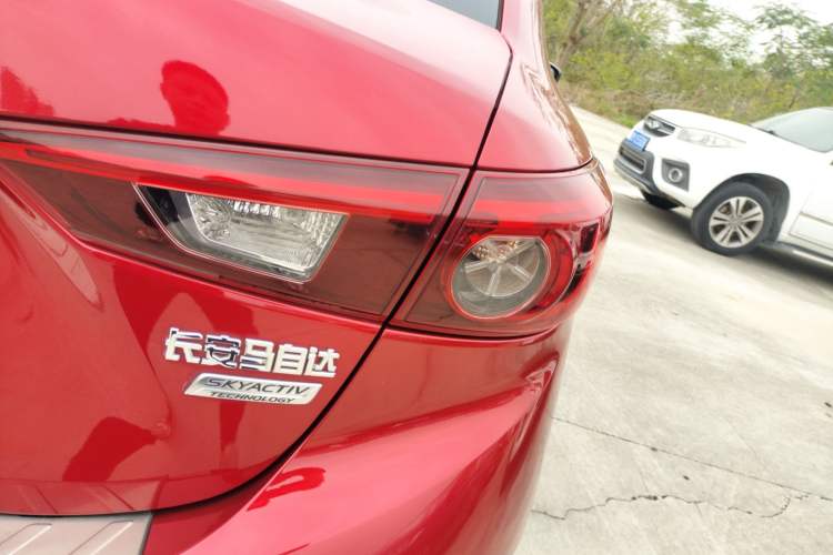 Used Mazda Mazda 3 Axela 2017 Sedan 1.5L Manual Luxury Model Emission Standard China V