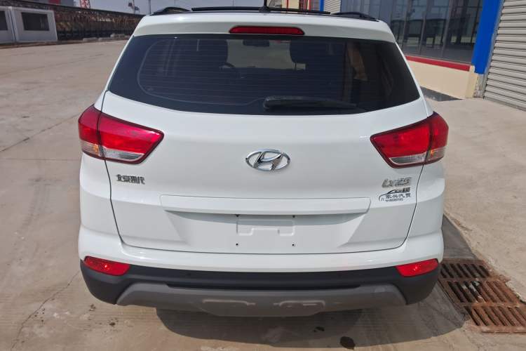 Used Hyundai ix25 2017 1.6L Automatic Smart Version
