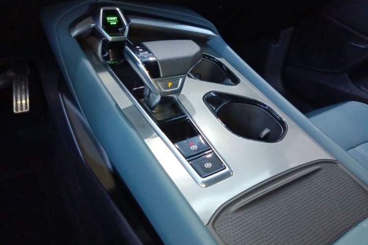 Used MG 7 2023 1.5T DCT Luxurious Supreme Edition
