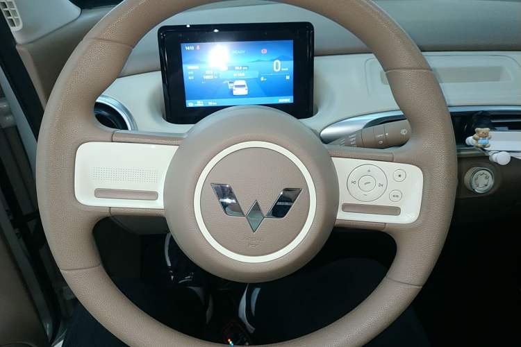 Used Wuling Hongguang MINIEV 2025 Four-Door Version Advanced Edition
