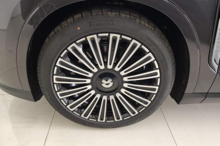 Used Nio ES8 2026 Model 6-seat Executive Luxury Edition Left Front Wheel Hub