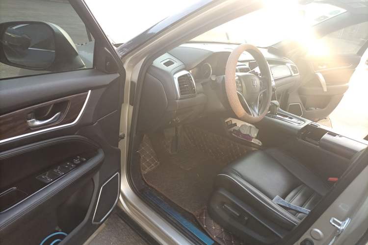 Used Honda UR-V 2017 240TURBO Two-Wheel Drive Classic Edition China V