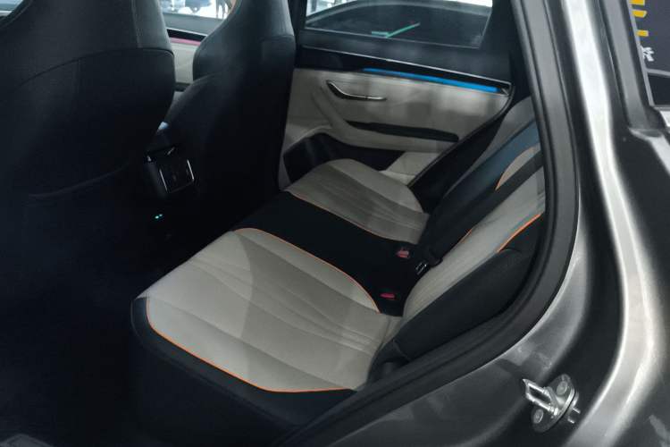 Used BYD Song PLUS New Energy 2021 DM-i 110KM Flagship PLUS Left Rear Seat