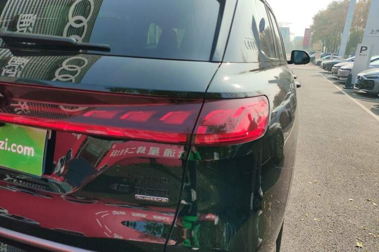 Used Audi Q6 2024 45 TFSI quattro Black Warrior Edition 6 Seats
