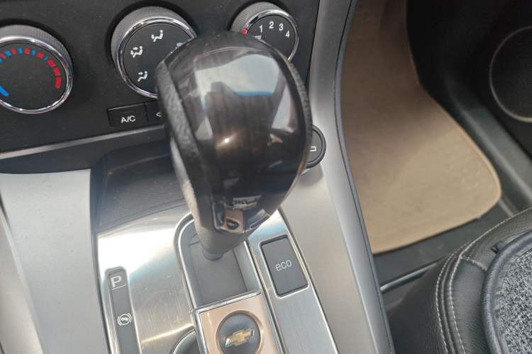 Used Chevrolet Captiva 2015 2.4L Two-Wheel Drive Urban Version 7 Seats