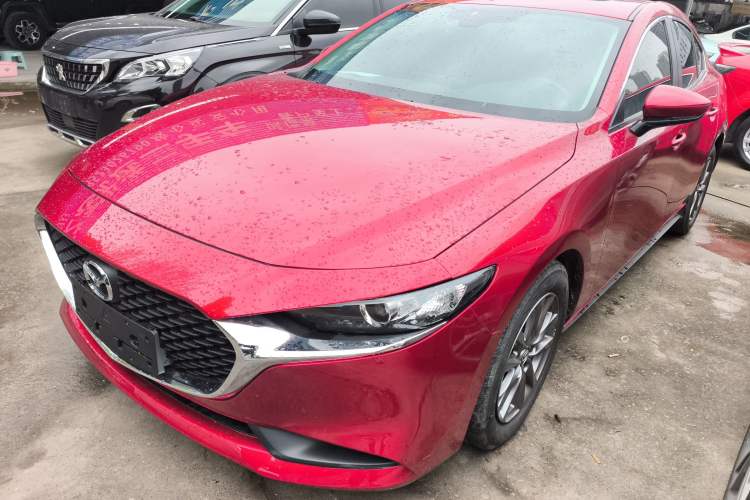 Used Mazda 3 Axela 2020 1.5L Automatic Luxury Version