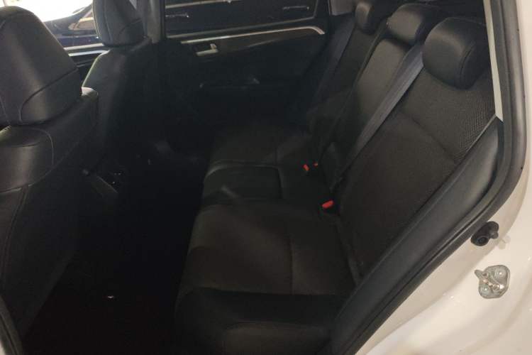 Used Honda Jade 2017 1.8L automatic Comfort version 5 seats