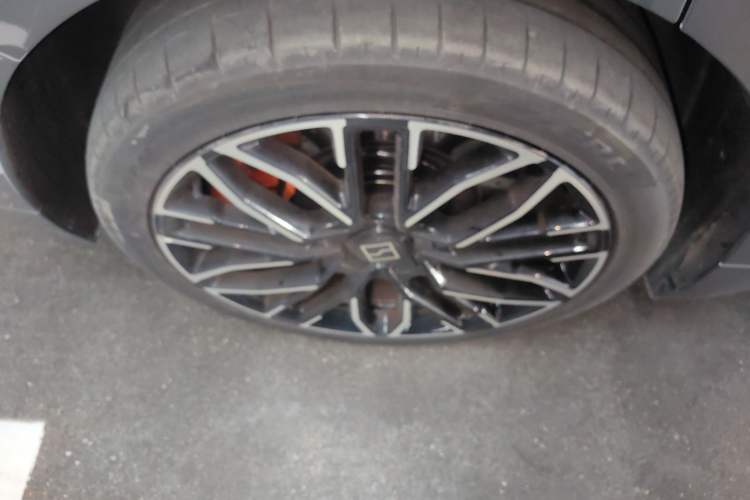 Used Zeekr 001 2025 YOU Edition 100 kWh All-Wheel Drive