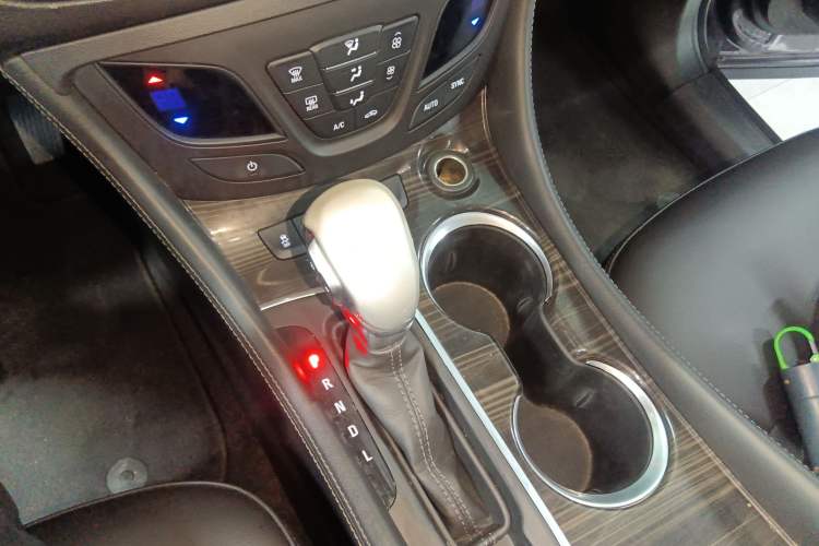 Used Buick Envision 2018 20T Two-Wheel-Drive Leading Model