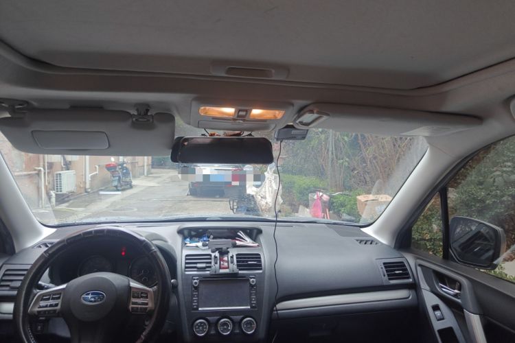 Used Subaru Forester 2014 2.0i Automatic Luxury Edition
