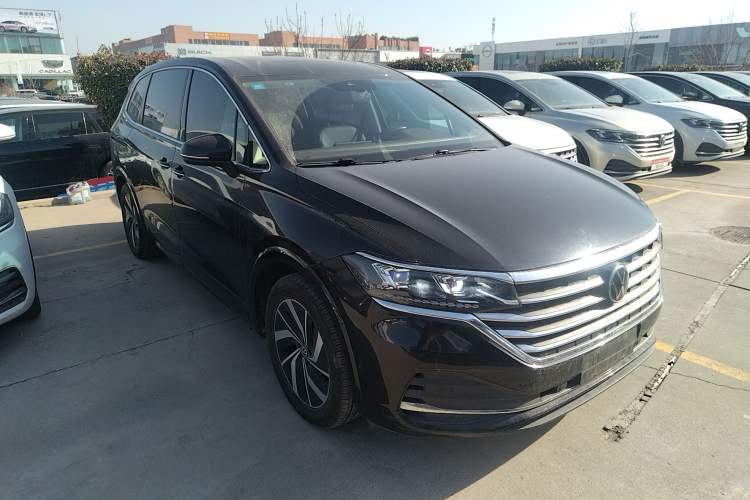 Used Volkswagen Viloran 2024 330TSI Luxury Edition