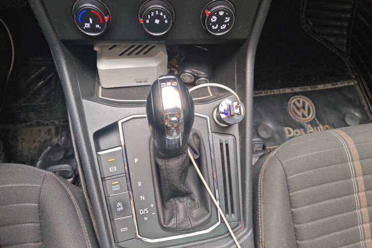 Used Volkswagen Lavida 2019 280TSI DSG Comfort Edition China VI standard Gear Lever