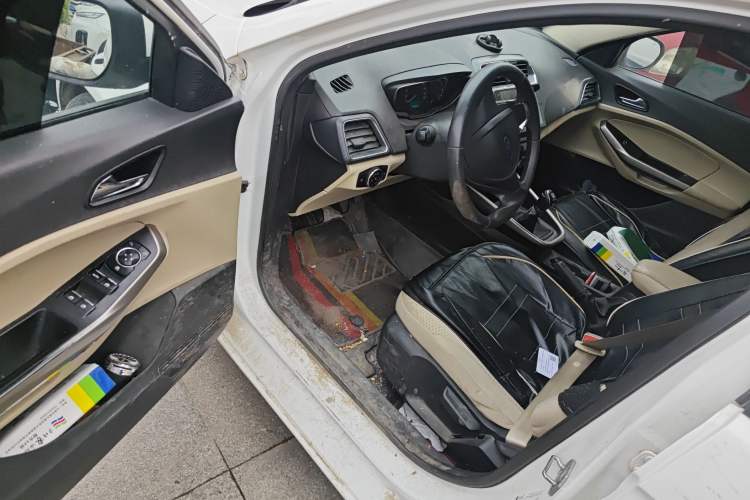 Used Ford Escort 2015 1.5L Manual Comfort Model Driver Seat