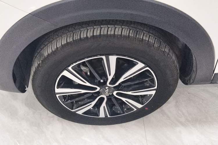 Used Kia kx1 Stonic 2021 1.4L CVT Fun Edition
