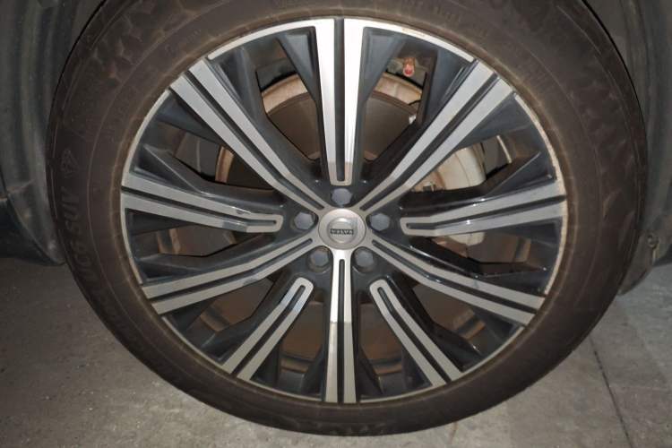 Used Volvo XC90 2020 T5 Smart Drive Luxury Edition 5 Seats