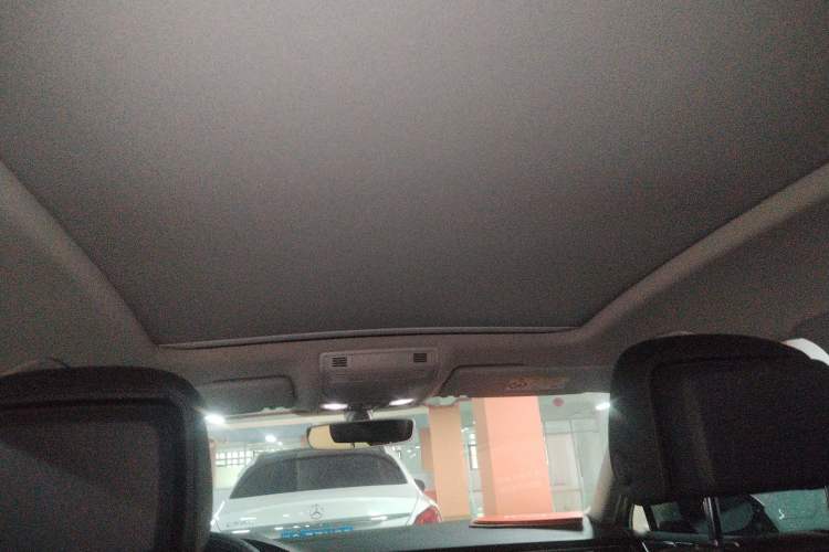 Used Volkswagen Magotan 2019 330TSI DSG Luxury Model China V Standard Headliner