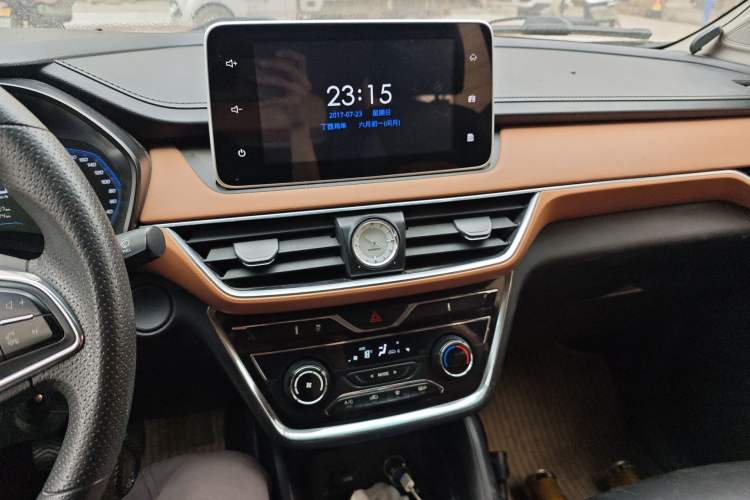 Used Wuling Hongguang S3 2018 1.5L Manual Luxury Model China V Standard