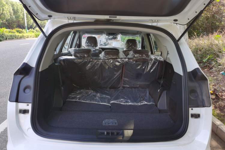 Used JETOUR X90 2024 1.6T DCT Qilin Edition 7-Seater