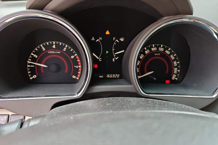 Used Toyota Highlander 2012 2.7L Two-Wheel Drive 7-Seater Luxury Edition