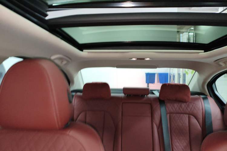 Used BMW i3 2025 eDrive 40 L Midnight Sports Package