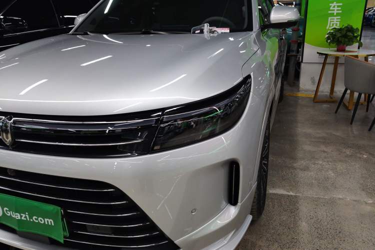 Used Hima AITO M7 2024 1.5T Four-Wheel Drive Plus Version 5 Seats
