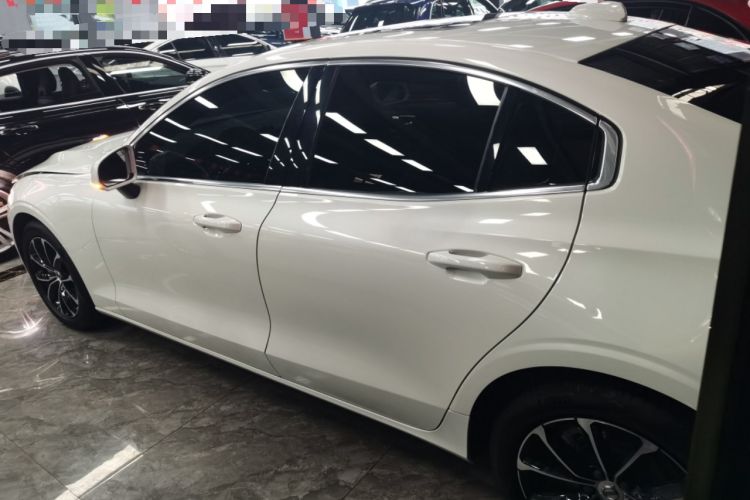 Used Volvo S60 2022 B4 Zhiyi Luxury Edition