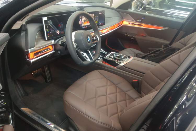 Used BMW 7 Series 2023 735Li M Sport Package
