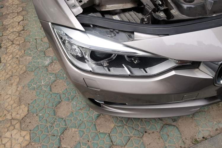 Used BMW 3 Series 2014 320Li Fashion Model
