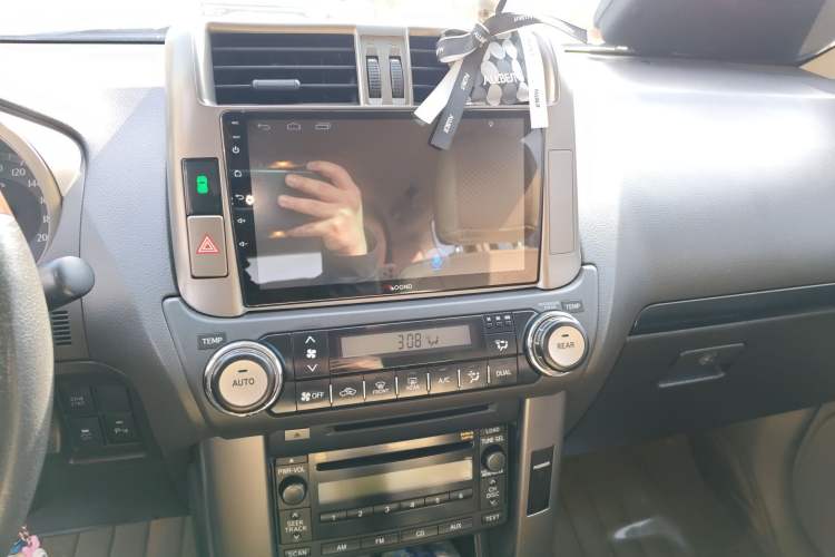 Used Toyota Prado 2013 2.7L Automatic Parallel Import