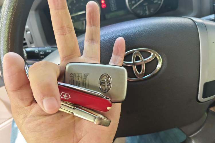 Used Toyota Land Cruiser 
