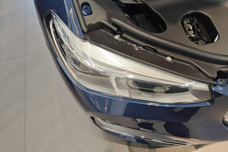 Used BMW X3 2020 xDrive28i Luxury Package Right Front Headlight