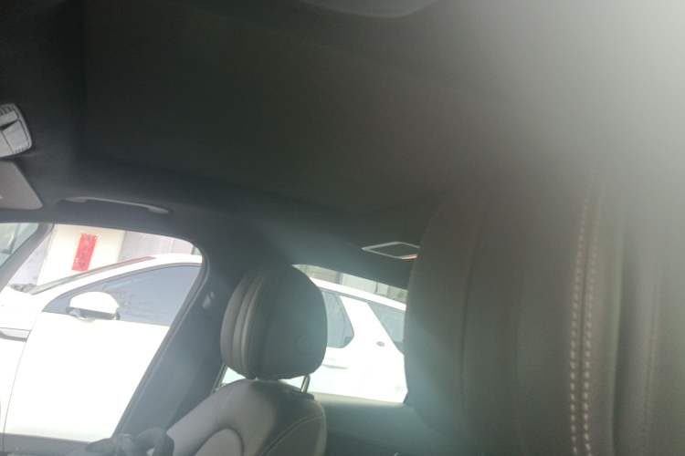 Used Mercedes-Benz GLC 2019 Refreshed GLC 300 L 4MATIC Dynamic Edition